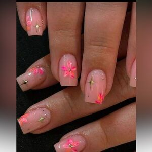 Sunset Floral Square Nails NWT